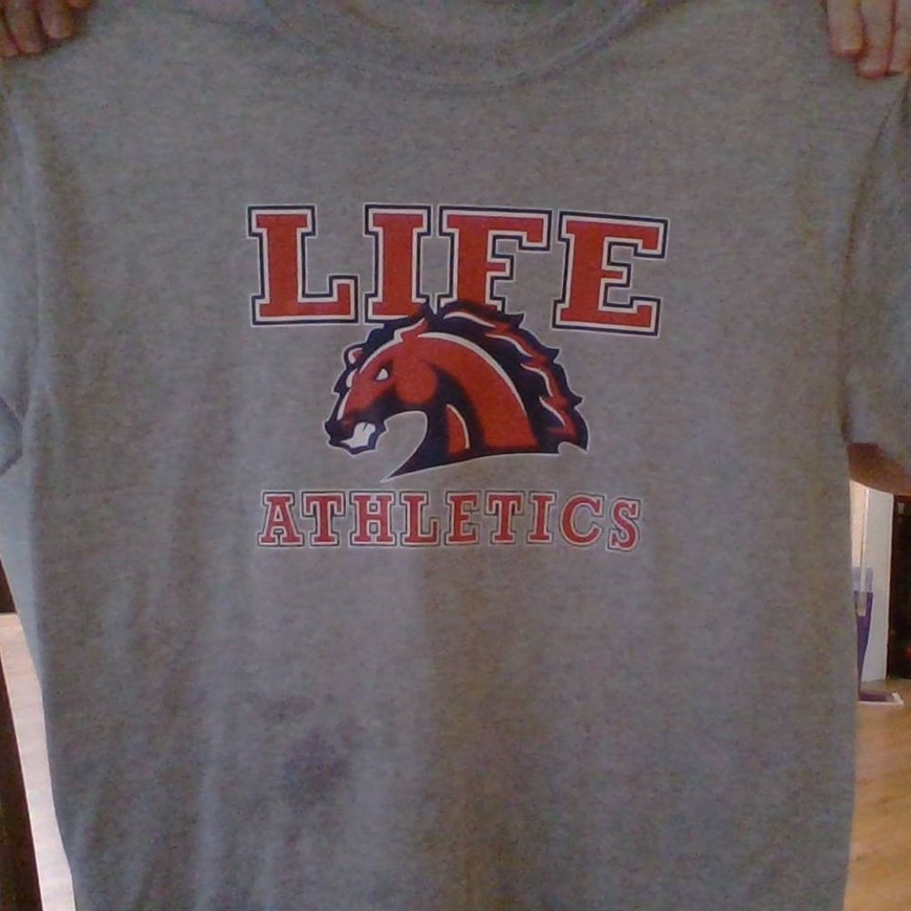 sports shirt